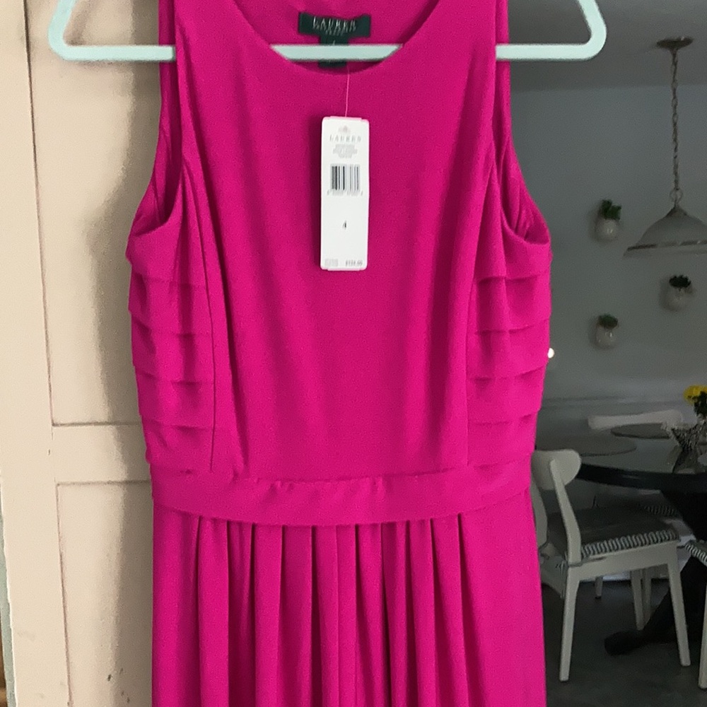 Dress - Picture 4 of 4
